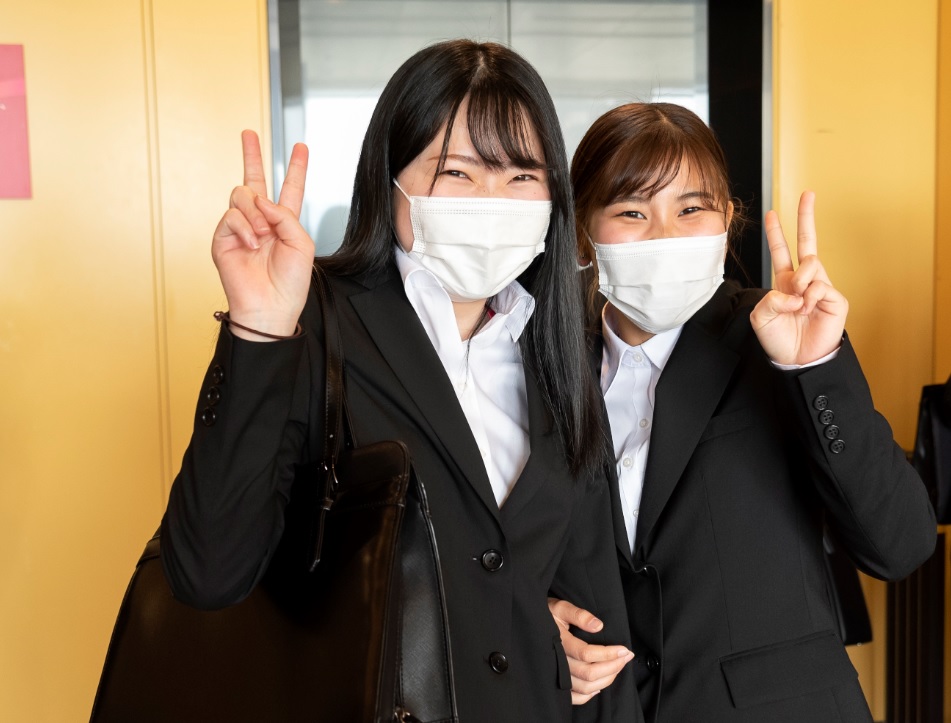 ☆令和4年度 入学式☆｜麻生公務員専門学校 北九州校｜麻生専門学校グループ｜福岡の専門学校